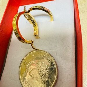 18K Gold Hoop Earrings